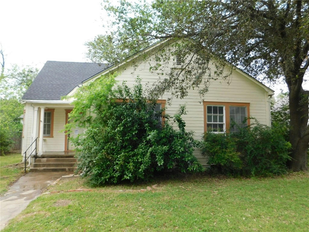 411 GIFT ST, MARLIN, TX 76661, photo 1 of 17