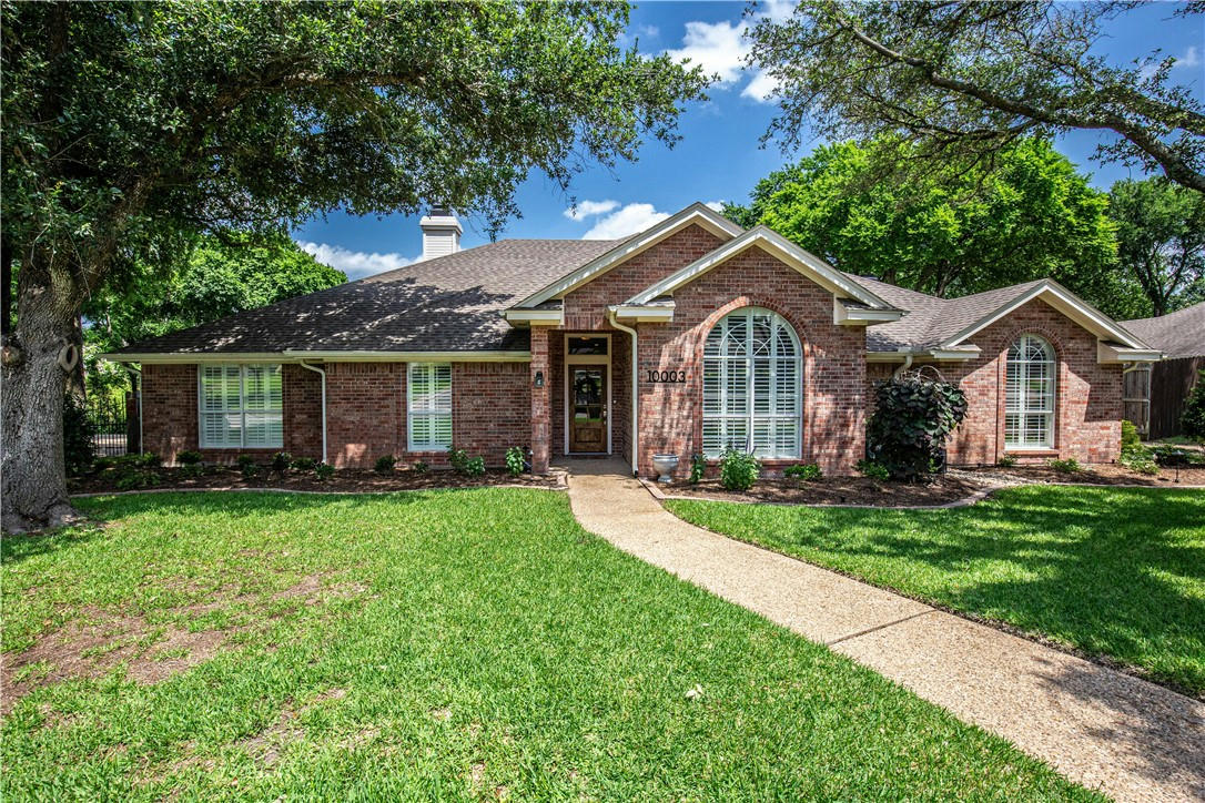 10003 CREEK BEND DR, WOODWAY, TX 76712, photo 1 of 27