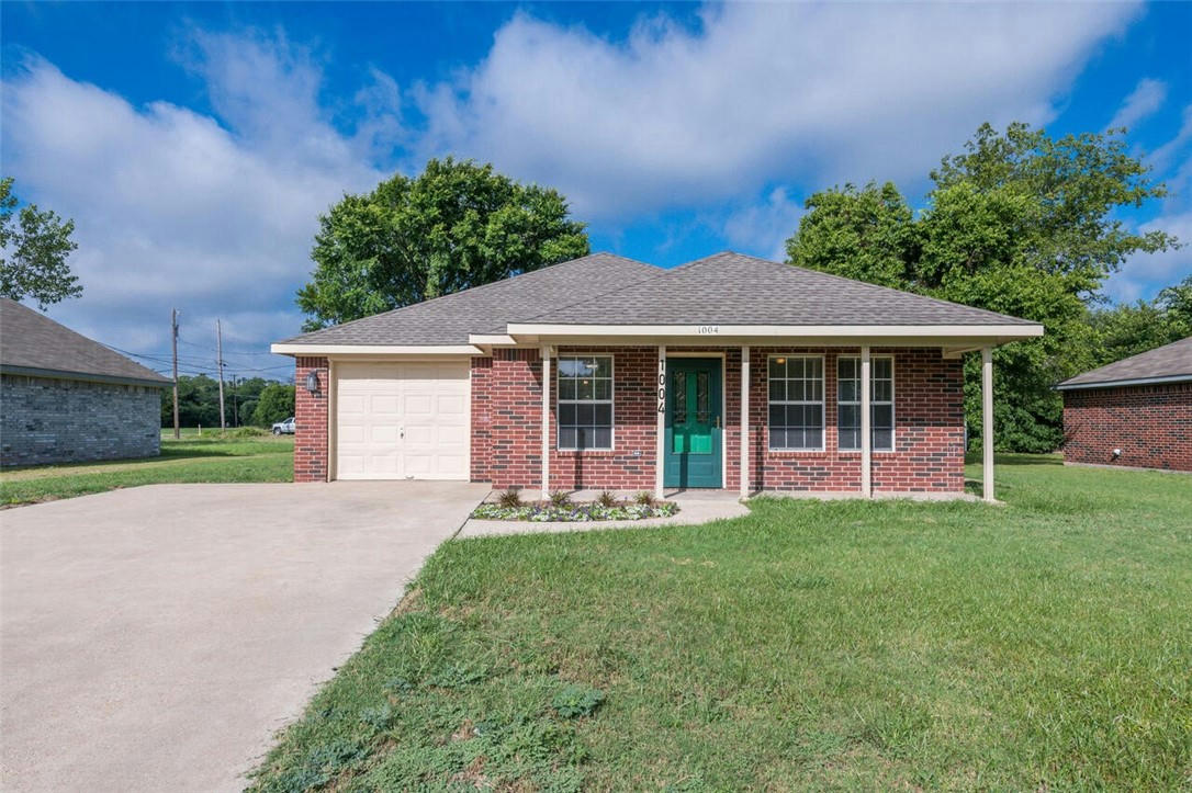 1004 HATTON ST, WACO, TX 76704, photo 1 of 15