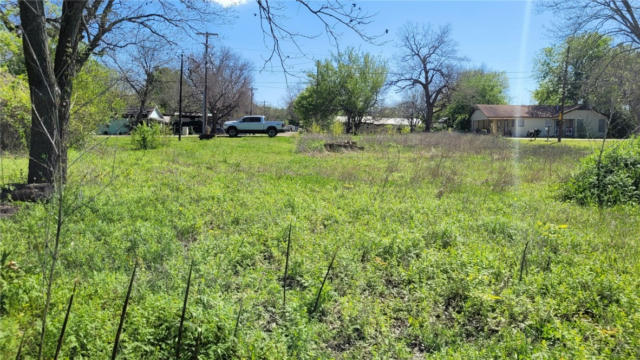 805 E AVENUE A, VALLEY MILLS, TX 76689, photo 5 of 6