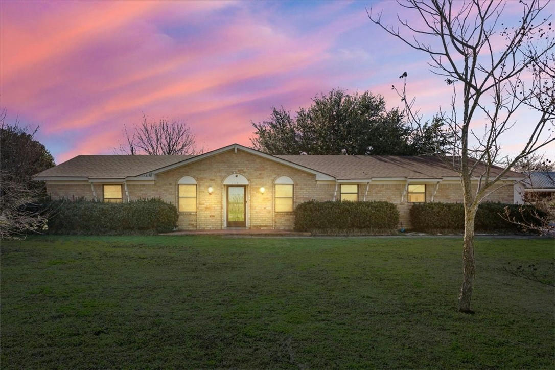 113 JO BETSY DR, CHINA SPRING, TX 76633, photo 1 of 33