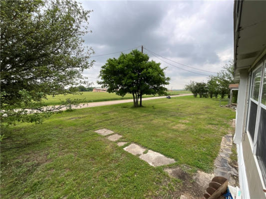 600 WHITE AVE, BYNUM, TX 76631, photo 2 of 17
